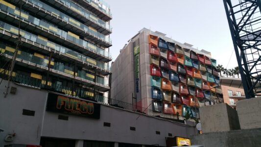 712713240